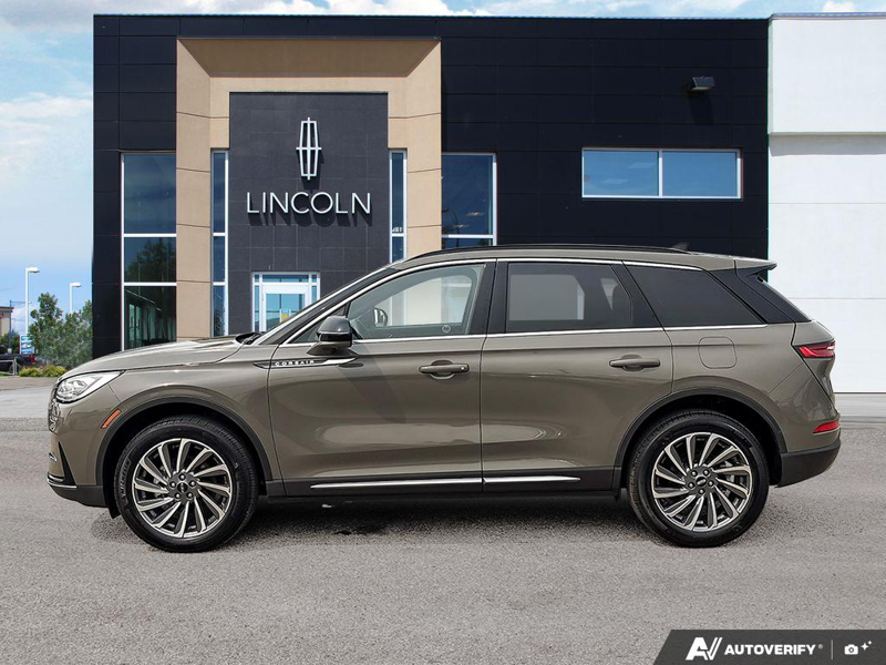 USED 2026 Lincoln Corsair Reserve - Harbour Grey Clearcoat Exterior / EBONY/ETERNAL RED, PREMIUM LEATHER-TRIMMED HEATED/VENTILATED CAP Interior - $57,950 - Stock #EP4716 - VIN 5LMCJ2DA0TUL00037 - Photo 3