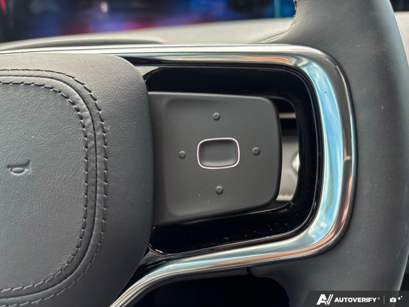 DEMO 2026 Lincoln Nautilus Premiere - Infinite Black Metallic Exterior / ONYX BLACK, LINCOLN SOFT TOUCH HEATED FRONT CAPTAIN'S CHAIRS Interior - $53,884 - Stock #E60736 - VIN 5LMPJ8JA2TJ049693 - Photo 16
