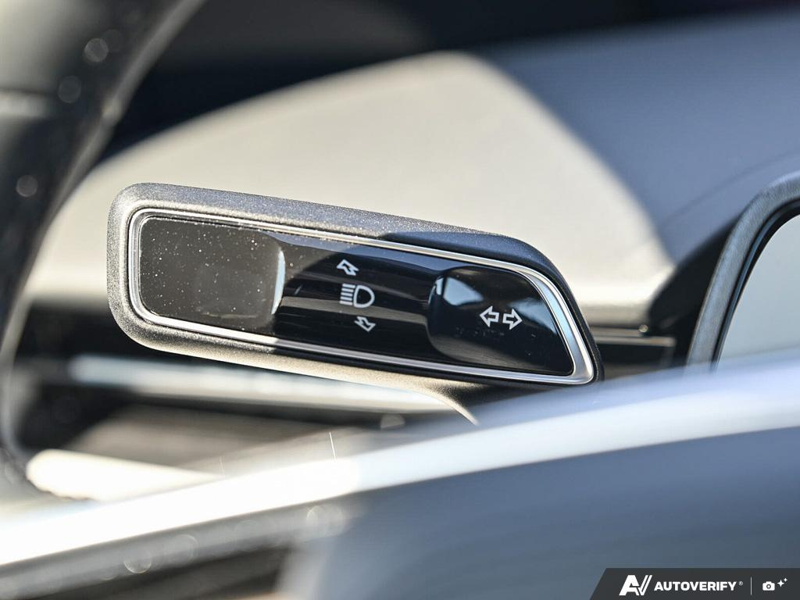 NEW 2026 Lincoln Nautilus Reserve - Gray Matter Met Cc Exterior / SPACE GRAY LEATHER Interior - $74,909 - Stock #E60819 - VIN 5LMPJ8KA0TJ057595 - Photo 16