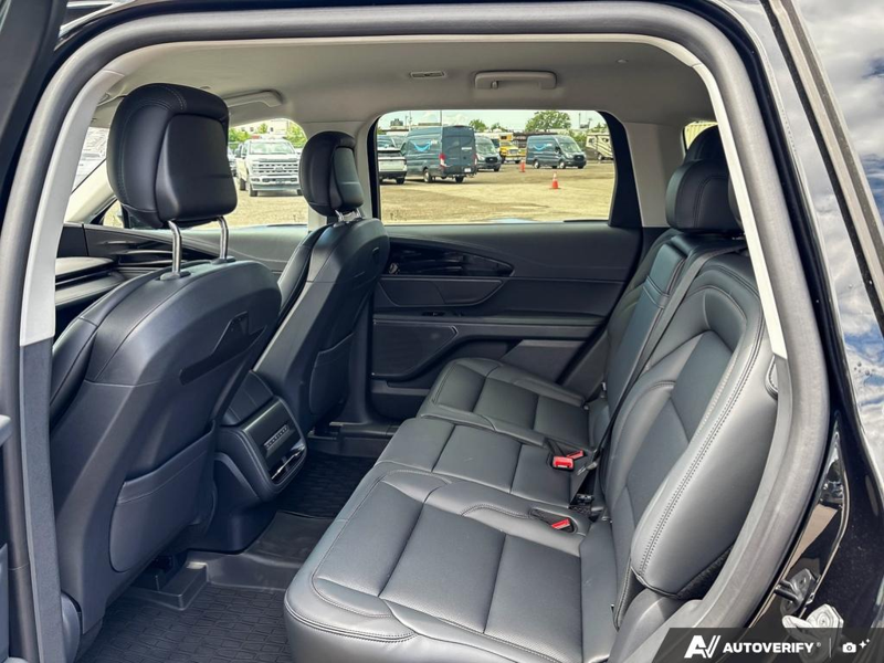 DEMO 2026 Lincoln Nautilus Premiere - Infinite Black Metallic Exterior / ONYX BLACK, LINCOLN SOFT TOUCH HEATED FRONT CAPTAIN'S CHAIRS Interior - $53,884 - Stock #E60736 - VIN 5LMPJ8JA2TJ049693 - Photo 23