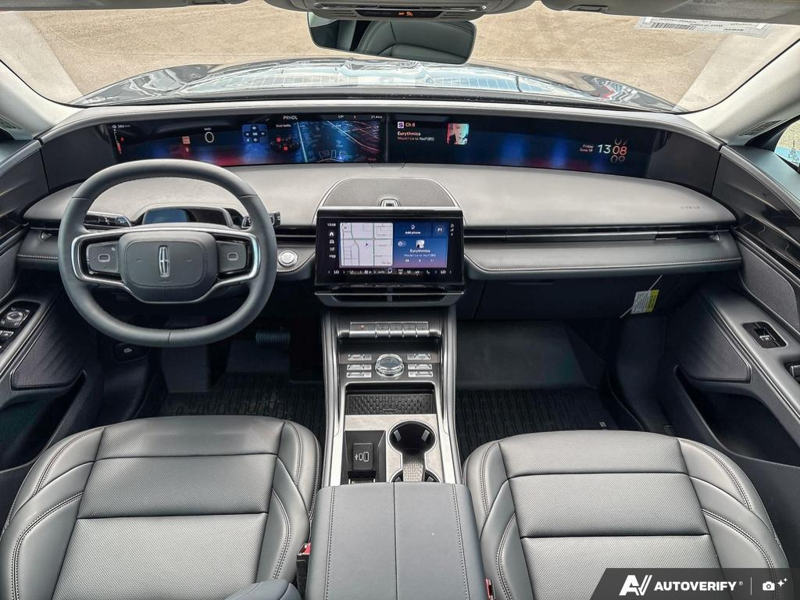 DEMO 2026 Lincoln Nautilus Premiere - Infinite Black Metallic Exterior / ONYX BLACK, LINCOLN SOFT TOUCH HEATED FRONT CAPTAIN'S CHAIRS Interior - $53,884 - Stock #E60736 - VIN 5LMPJ8JA2TJ049693 - Photo 24