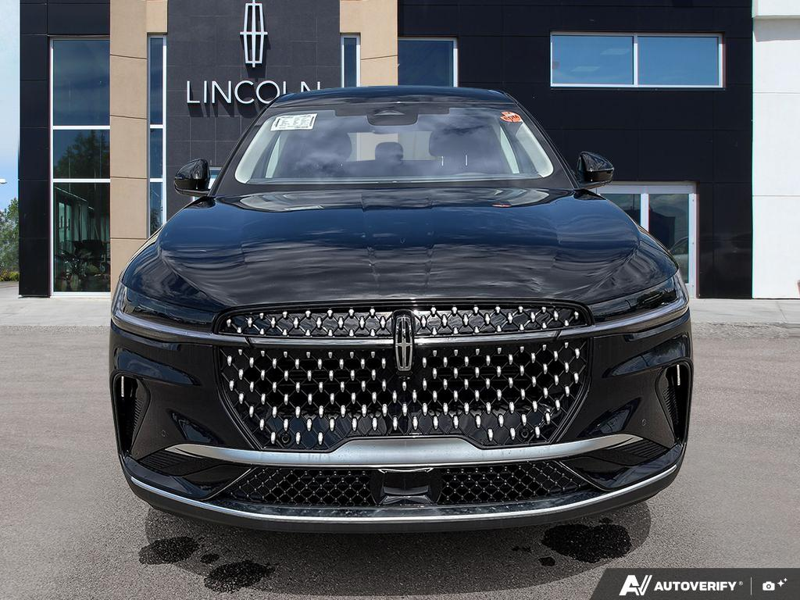 DEMO 2026 Lincoln Nautilus Premiere - Infinite Black Metallic Exterior / ONYX BLACK, LINCOLN SOFT TOUCH HEATED FRONT CAPTAIN'S CHAIRS Interior - $53,884 - Stock #E60736 - VIN 5LMPJ8JA2TJ049693 - Photo 2