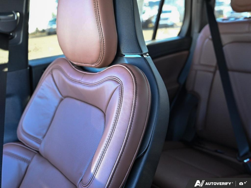 NEW 2027 Lincoln Aviator RESERVE - Avalanche Grey Clearcoat Exterior / HOT CHOCOLATE, PREMIUM LEATHER FRONT CAPTAIN'S CHAIRS Interior - $97,674 - Stock #E70035 - VIN 5LM5J7XC5VGL00961 - Photo 23