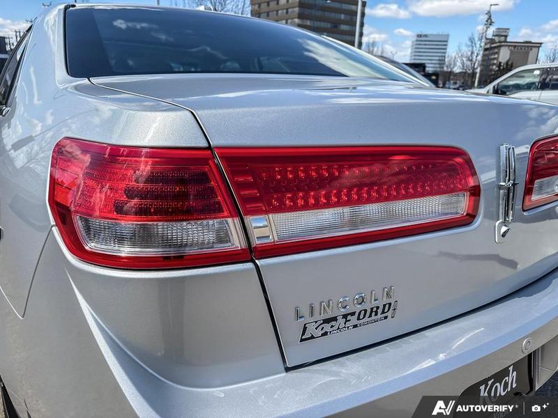 USED 2010 Lincoln MKZ AWD - Silver Exterior / BLACK LEATHER Interior - $15,998 - Stock #EP4707 - VIN 3LNHL2JC6AR627104 - Photo 11
