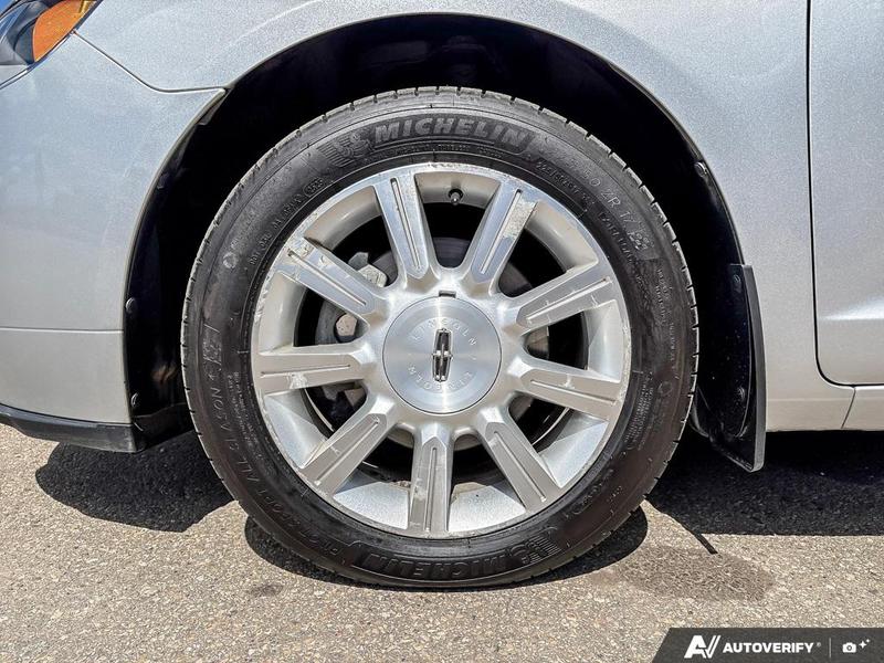 USED 2010 Lincoln MKZ AWD - Silver Exterior / BLACK LEATHER Interior - $15,998 - Stock #EP4707 - VIN 3LNHL2JC6AR627104 - Photo 6
