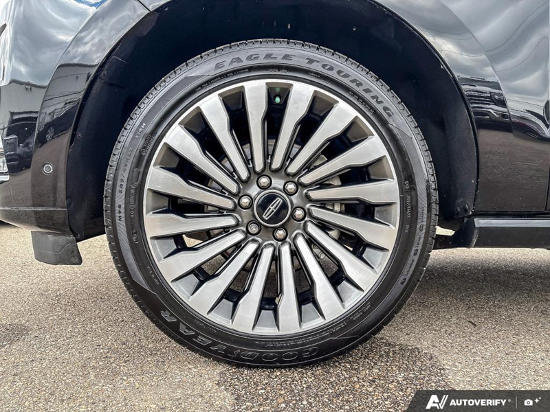 USED 2020 Lincoln Navigator Reserve - Infinite Black Metallic Exterior / RUSSET, HEATED/VENTILATED LUXURY LEATHER BUCKET SEATS Interior - $49,976 - Stock #E60140A - VIN 5LMJJ2LT4LEL14768 - Photo 6