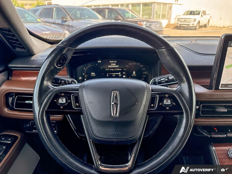 USED 2022 Lincoln Aviator Reserve - Infinite Black Metallic Exterior / ROAST, PREMIUM LEATHER HEATED/VENTILATED CAPTAIN'S CHAIRS Interior - $37,888 - Stock #E60697A - VIN 5LM5J7XC2NGL16955 - Photo 14