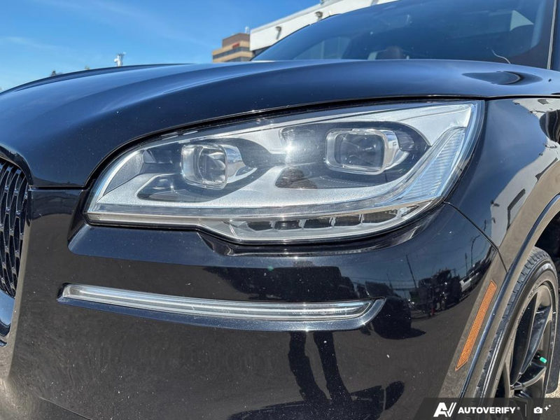 USED 2022 Lincoln Aviator Reserve - Infinite Black Metallic Exterior / ROAST, PREMIUM LEATHER HEATED/VENTILATED CAPTAIN'S CHAIRS Interior - $37,888 - Stock #E60697A - VIN 5LM5J7XC2NGL16955 - Photo 8
