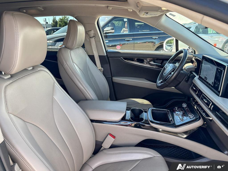 USED 2022 Lincoln Nautilus Reserve - Pristine White Metallic Tri-coat Exterior - $32,950 - Stock #E60568B - VIN 2LMPJ8K90NBL15022 - Photo 22