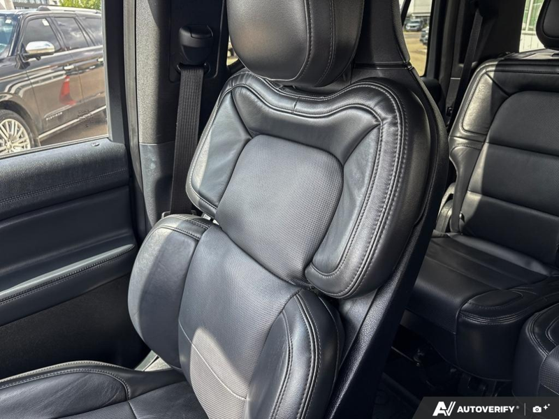 USED 2023 Lincoln Navigator L Reserve - Infinite Black Metallic Exterior / BLACK ONYX LEATHER Interior - $75,937 - Stock #EL525 - VIN 5LMJJ3LG8PEL05201 - Photo 20