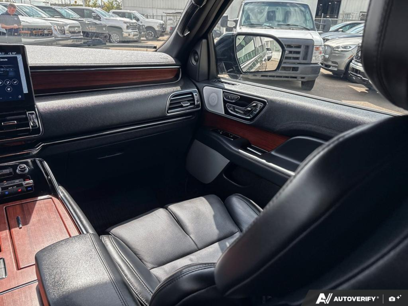 USED 2023 Lincoln Navigator L Reserve - Infinite Black Metallic Exterior / BLACK ONYX LEATHER Interior - $75,937 - Stock #EL525 - VIN 5LMJJ3LG8PEL05201 - Photo 25