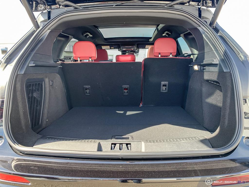 DEMO 2024 Lincoln Corsair Grand Touring - Infinite Black Metallic Exterior / EBONY/ETERNAL RED LEATHER TRIMMED Interior - $46,934 - Stock #E40219 - VIN 5LMTJ5DZ4RUL05161 - Photo 12