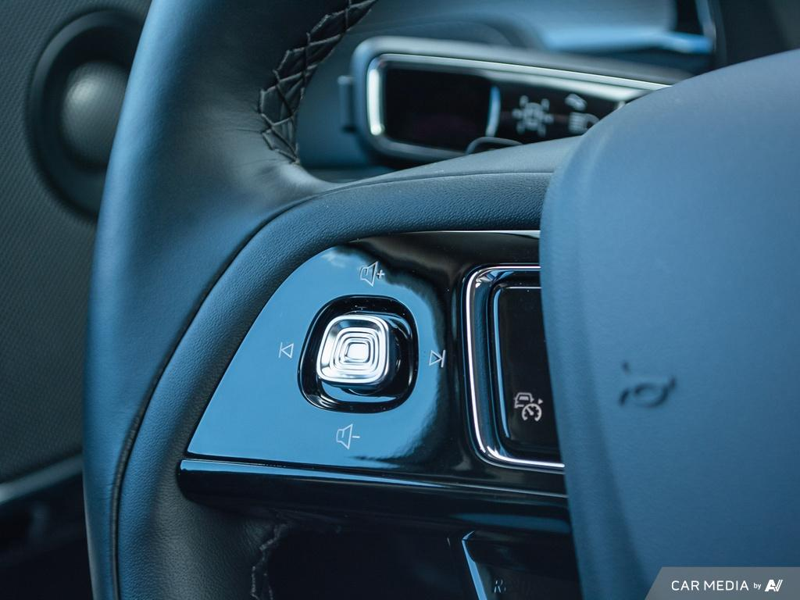 DEMO 2024 Lincoln Corsair Reserve - Pristine White Metallic Tri-coat Exterior / EBONY LEATHER TRIMMED Interior - $52,719 - Stock #E41226 - VIN 5LMCJ2DA8RUL24790 - Photo 18