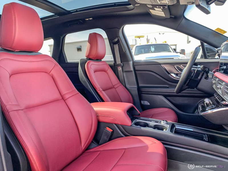 DEMO 2024 Lincoln Corsair Grand Touring - Infinite Black Metallic Exterior / EBONY/ETERNAL RED LEATHER TRIMMED Interior - $46,934 - Stock #E40219 - VIN 5LMTJ5DZ4RUL05161 - Photo 22