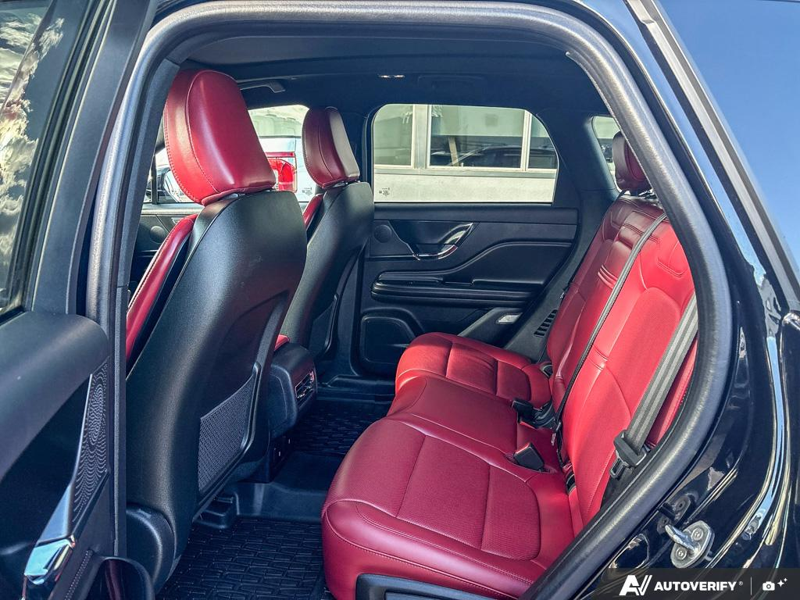 USED 2024 Lincoln Corsair Grand Touring - Infinite Black Metallic Exterior / EBONY/ETERNAL RED LEATHER TRIMMED Interior - $45,625 - Stock #EP4779 - VIN 5LMTJ5DZ4RUL05161 - Photo 23