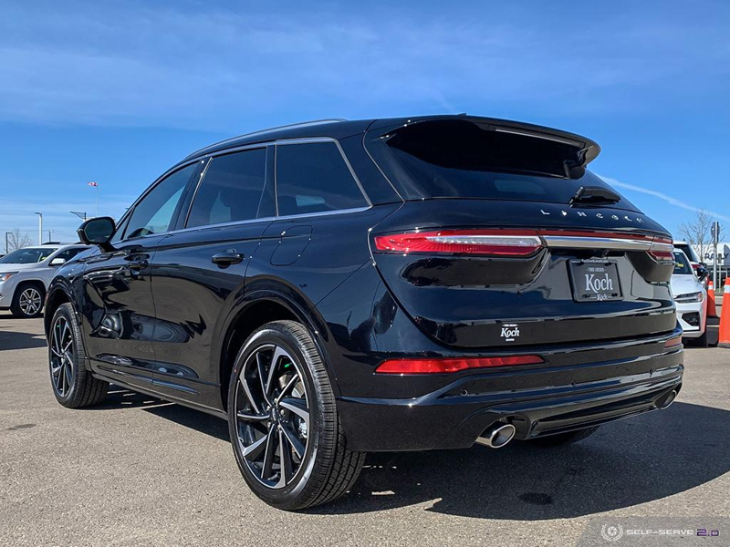 DEMO 2024 Lincoln Corsair Grand Touring - Infinite Black Metallic Exterior / EBONY/ETERNAL RED LEATHER TRIMMED Interior - $46,934 - Stock #E40219 - VIN 5LMTJ5DZ4RUL05161 - Photo 4