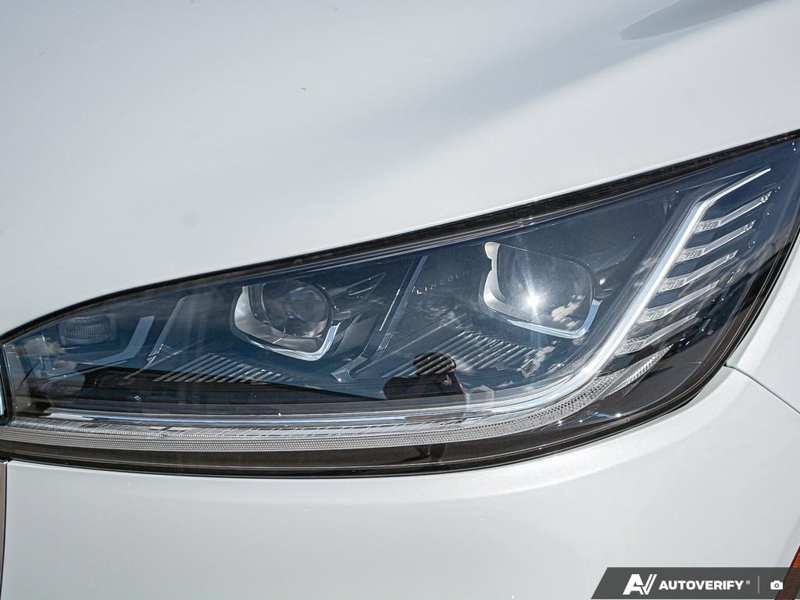 DEMO 2025 Lincoln Aviator Reserve - Crystal White Tricoat Exterior / ONYX PREM LEATHER Interior - $87,684 - Stock #E50919 - VIN 5LM5J7XC0SGL26542 - Photo 10