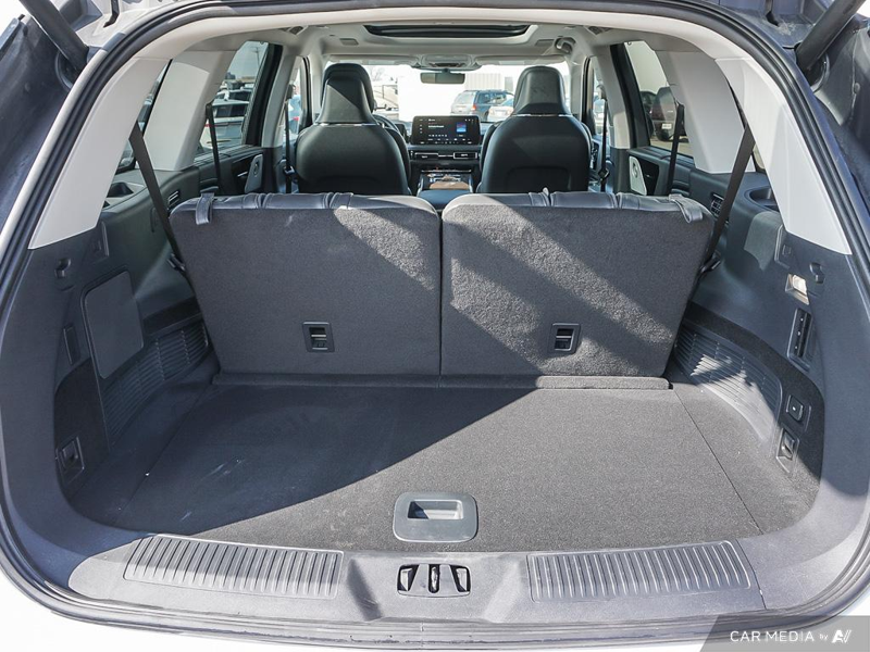 DEMO 2025 Lincoln Aviator Reserve - Pristine White Metallic Tri-coat Exterior / ONYX PREM LEATHER Interior - $79,669 - Stock #E50654 - VIN 5LM5J7XC3SGL00968 - Photo 11
