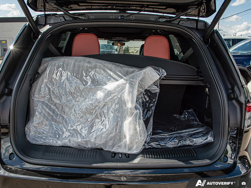DEMO 2025 Lincoln Aviator Reserve - Infinite Black Metallic Exterior / HARVEST BRONZE LEATHER Interior - $79,984 - Stock #E51062 - VIN 5LM5J7XC2SGL27952 - Photo 11