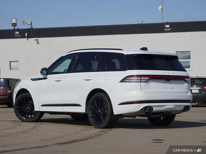 DEMO 2025 Lincoln Aviator Reserve - Pristine White Metallic Tri-coat Exterior / ONYX PREM LEATHER Interior - $79,669 - Stock #E50654 - VIN 5LM5J7XC3SGL00968 - Photo 4