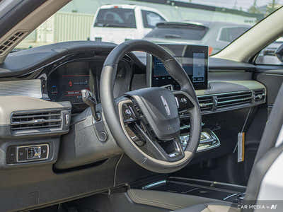 2025 Lincoln Corsair Premiere