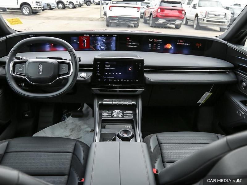 2025 Lincoln Nautilus Reserve