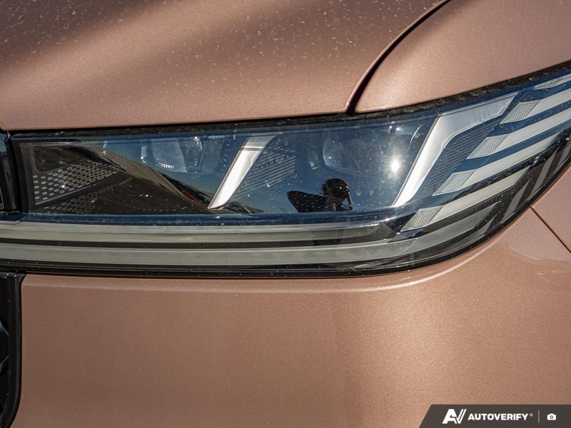 NEW 2025 Lincoln Navigator L Black Label - Sunrise Copper Metallic Pc Exterior / SALT CRYSTAL GRAY W/ADOBE, AUTO HTD & VENTILATED OPULENCE LTHR C Interior - $145,919 - Stock #E51307 - VIN 5LMJJ3TG7SEL18675 - Photo 10
