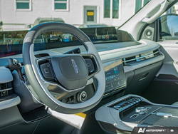 2025 Lincoln Navigator L Black Label