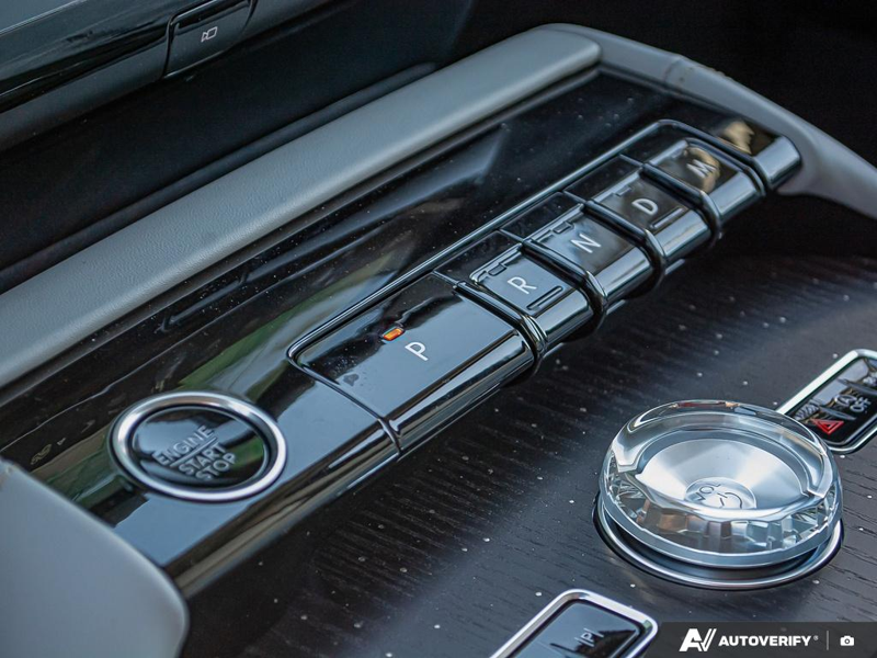 NEW 2025 Lincoln Navigator L Black Label - Sunrise Copper Metallic Pc Exterior / SALT CRYSTAL GRAY W/ADOBE, AUTO HTD & VENTILATED OPULENCE LTHR C Interior - $145,919 - Stock #E51307 - VIN 5LMJJ3TG7SEL18675 - Photo 19