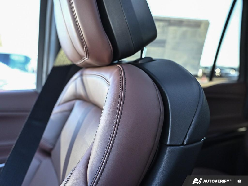 NEW 2025 Lincoln Navigator L Reserve - Flight Blue Clearcoat Exterior / HOT CHOCOLATE LEATHER Interior - $124,989 - Stock #E51320 - VIN 5LMJJ3LG3SEL16762 - Photo 23
