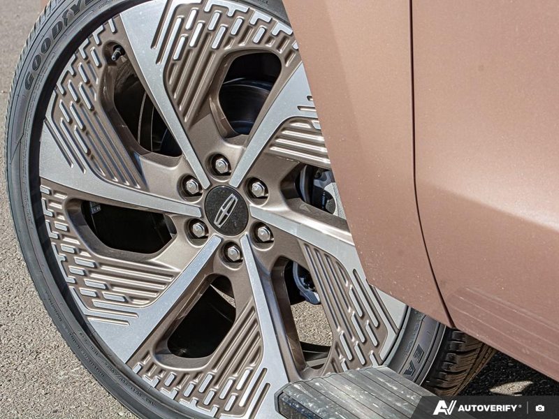 NEW 2025 Lincoln Navigator L Black Label - Sunrise Copper Metallic Pc Exterior / SALT CRYSTAL GRAY W/ADOBE, AUTO HTD & VENTILATED OPULENCE LTHR C Interior - $145,919 - Stock #E51307 - VIN 5LMJJ3TG7SEL18675 - Photo 6