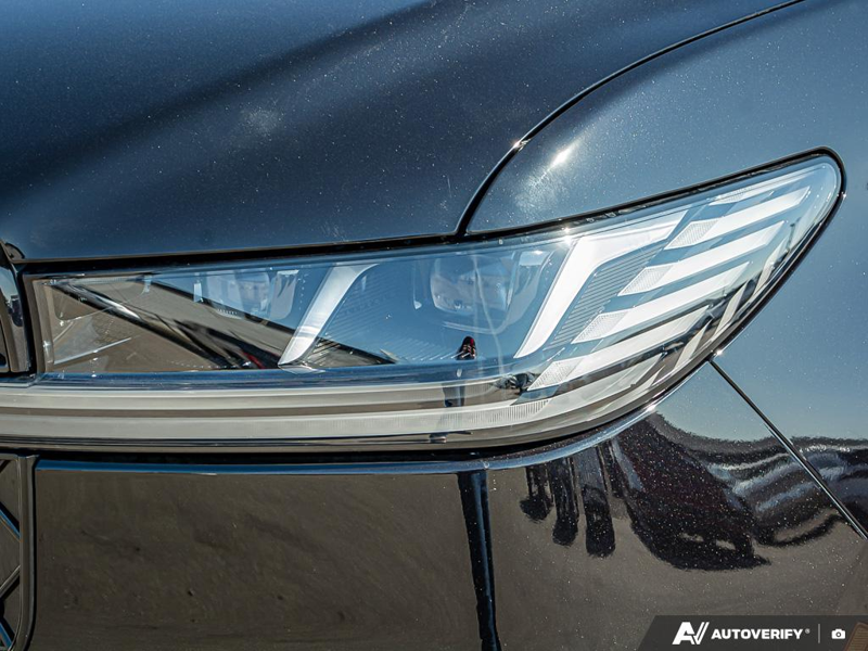 NEW 2025 Lincoln Navigator Black Label - Infinite Black Metallic Exterior / BLK ONYX W/BRANDY STITCH, AUTO HTD & VENTILATED OPULENCE LTHR CA Interior - $138,814 - Stock #E51212 - VIN 5LMJJ2TG0SEL15613 - Photo 10