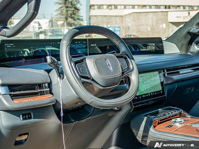 2025 Lincoln Navigator Black Label