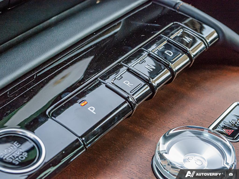 NEW 2025 Lincoln Navigator Black Label - Infinite Black Metallic Exterior / BLK ONYX W/BRANDY STITCH, AUTO HTD & VENTILATED OPULENCE LTHR CA Interior - $138,814 - Stock #E51212 - VIN 5LMJJ2TG0SEL15613 - Photo 19