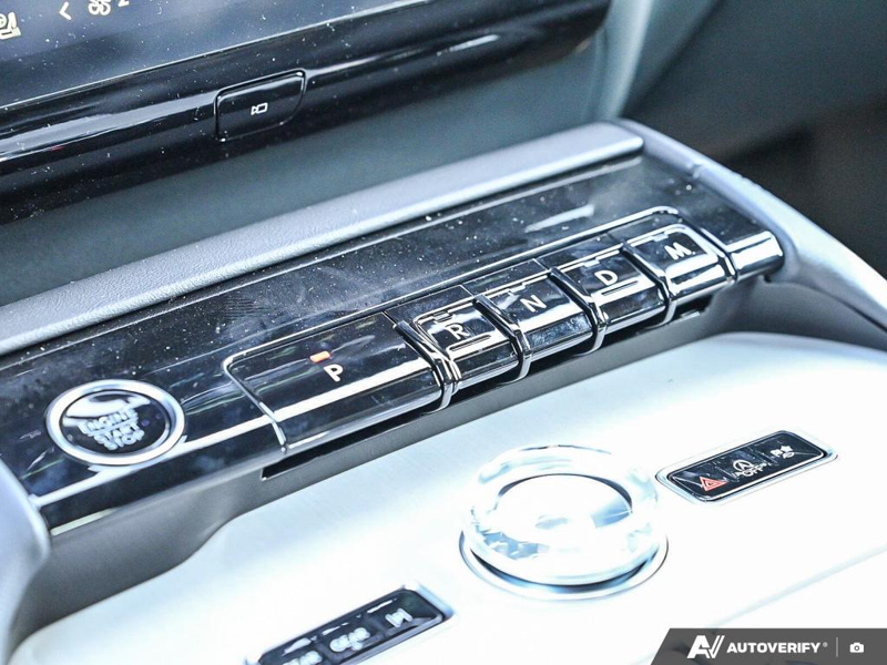 DEMO 2025 Lincoln Navigator Reserve - Flight Blue Clearcoat Exterior / BLACK ONYX LEATHER Interior - $113,864 - Stock #E51230 - VIN 5LMJJ2LG6SEL14398 - Photo 19