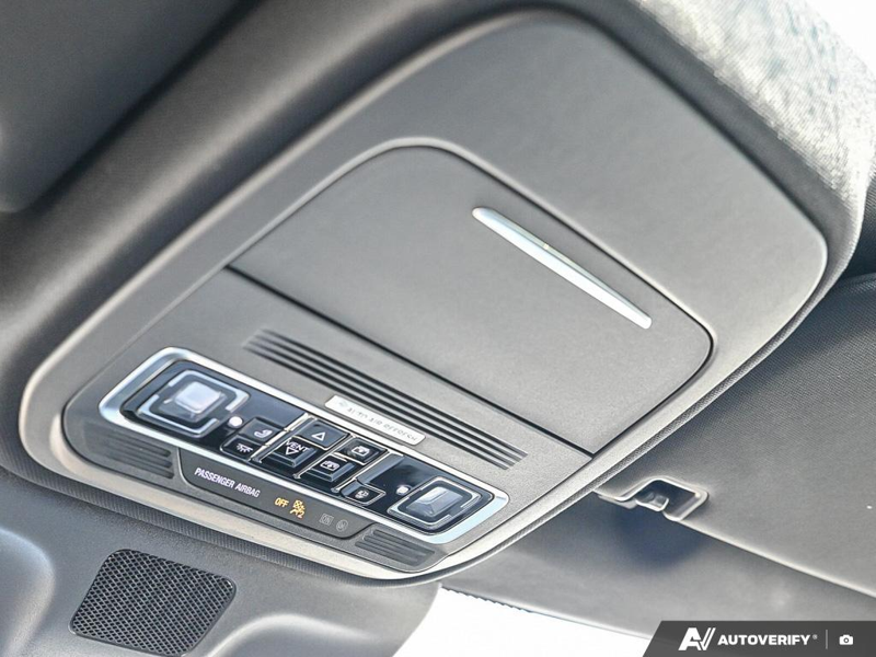 DEMO 2025 Lincoln Navigator Reserve - Flight Blue Clearcoat Exterior / BLACK ONYX LEATHER Interior - $113,864 - Stock #E51230 - VIN 5LMJJ2LG6SEL14398 - Photo 22