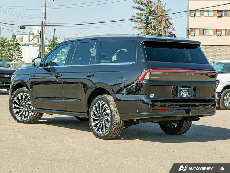 NEW 2025 Lincoln Navigator Black Label - Infinite Black Metallic Exterior / BLK ONYX W/BRANDY STITCH, AUTO HTD & VENTILATED OPULENCE LTHR CA Interior - $138,814 - Stock #E51212 - VIN 5LMJJ2TG0SEL15613 - Photo 4