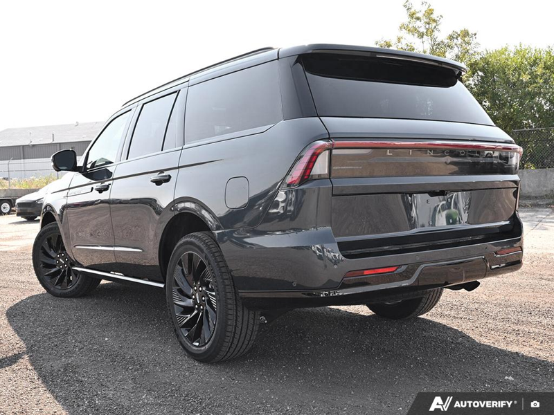DEMO 2025 Lincoln Navigator Reserve - Flight Blue Clearcoat Exterior / BLACK ONYX LEATHER Interior - $113,864 - Stock #E51230 - VIN 5LMJJ2LG6SEL14398 - Photo 4