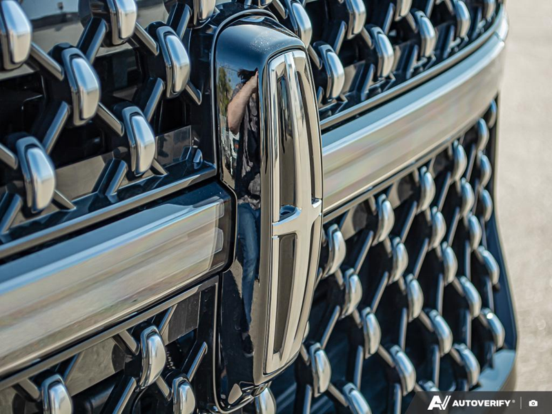 NEW 2025 Lincoln Navigator Black Label - Infinite Black Metallic Exterior / BLK ONYX W/BRANDY STITCH, AUTO HTD & VENTILATED OPULENCE LTHR CA Interior - $138,814 - Stock #E51212 - VIN 5LMJJ2TG0SEL15613 - Photo 9