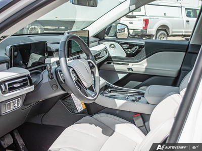 NEW 2026 Lincoln Aviator Reserve - LIGHT SPACE GRAY PREM LEATHER Interior - $93,294 - Stock #E60261 - VIN 5LM5J7XC4TGL08918