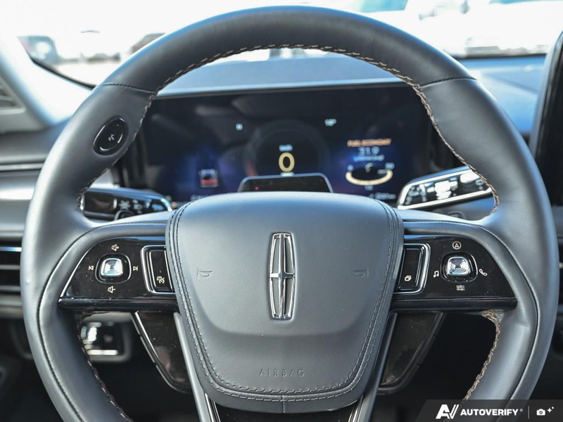 NEW 2026 Lincoln Aviator Premiere - Infinite Black Metallic Exterior / ONYX, LINCOLN SOFT TOUCH HEATED/VENTILATED COMFORT SEATS Interior - $77,111 - Stock #E60613 - VIN 5LM5J6XC3TGL13148 - Photo 14