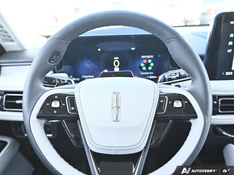 NEW 2026 Lincoln Aviator Reserve - Pristine White Metallic Tri-coat Exterior / LIGHT SPACE GRAY PREM LEATHER Interior - $98,844 - Stock #E60750 - VIN 5LM5J7XC2TGL18704 - Photo 14