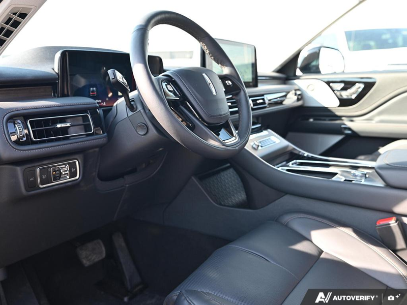 NEW 2026 Lincoln Aviator Reserve - Whisper Blue Metallic Clearcoat Exterior / ONYX PREM LEATHER Interior - $94,673 - Stock #E60986 - VIN 5LM5J7XC2TGL23935 - Photo 14