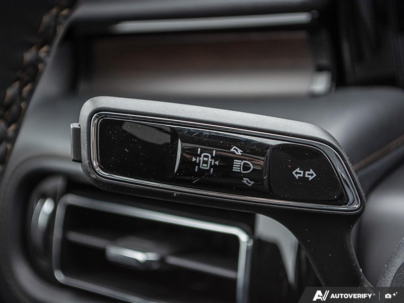 NEW 2026 Lincoln Aviator Reserve - Infinite Black Metallic Exterior / ONYX PREM LEATHER Interior - $85,436 - Stock #E60508 - VIN 5LM5J7XC3TGL15231 - Photo 16