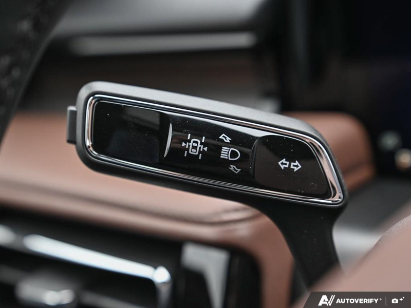 NEW 2026 Lincoln Aviator Reserve - Infinite Black Metallic Exterior / HOT CHOCOLATE PREM LTHR Interior - $98,944 - Stock #E60640 - VIN 5LM5J7XC9TGL16870 - Photo 16