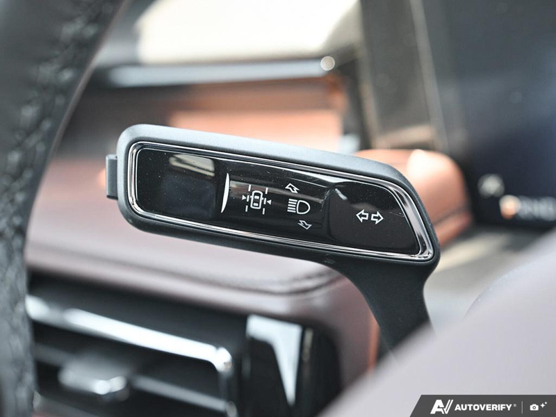 NEW 2026 Lincoln Aviator Reserve - Pristine White Metallic Tri-coat Exterior / HOT CHOCOLATE PREM LTHR Interior - $89,469 - Stock #E60796 - VIN 5LM5J7XC6TGL18446 - Photo 16