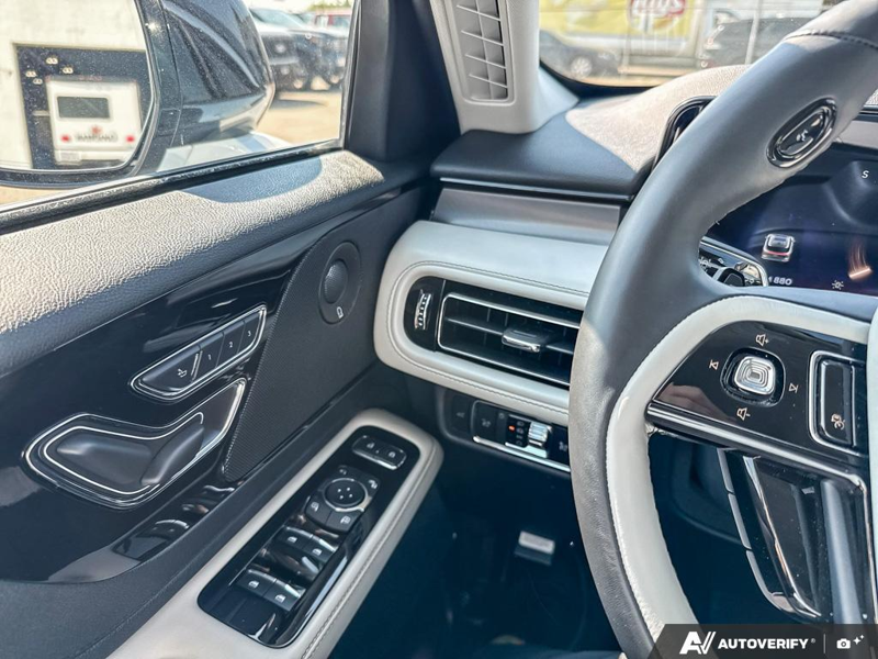 DEMO 2026 Lincoln Aviator Premiere - Pristine White Metallic Tri-coat Exterior / LIGHT SPACE GRAY Interior - $79,216 - Stock #E60358 - VIN 5LM5J6XC7TGL12813 - Photo 17