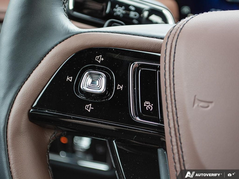 NEW 2026 Lincoln Aviator Reserve - Pristine White Metallic Tri-coat Exterior / HOT CHOCOLATE PREM LTHR Interior - $94,214 - Stock #E60213 - VIN 5LM5J7XC5TGL08944 - Photo 18