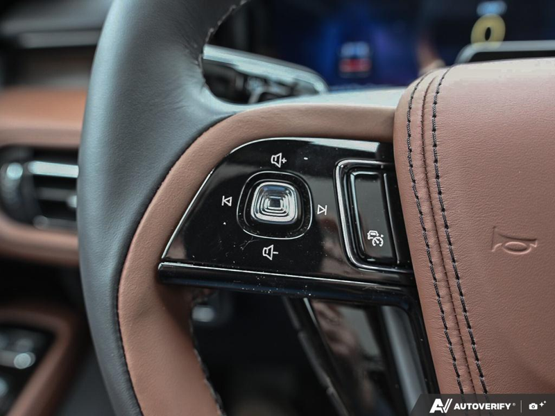 NEW 2026 Lincoln Aviator Reserve - Infinite Black Metallic Exterior / HOT CHOCOLATE PREM LTHR Interior - $98,944 - Stock #E60640 - VIN 5LM5J7XC9TGL16870 - Photo 18