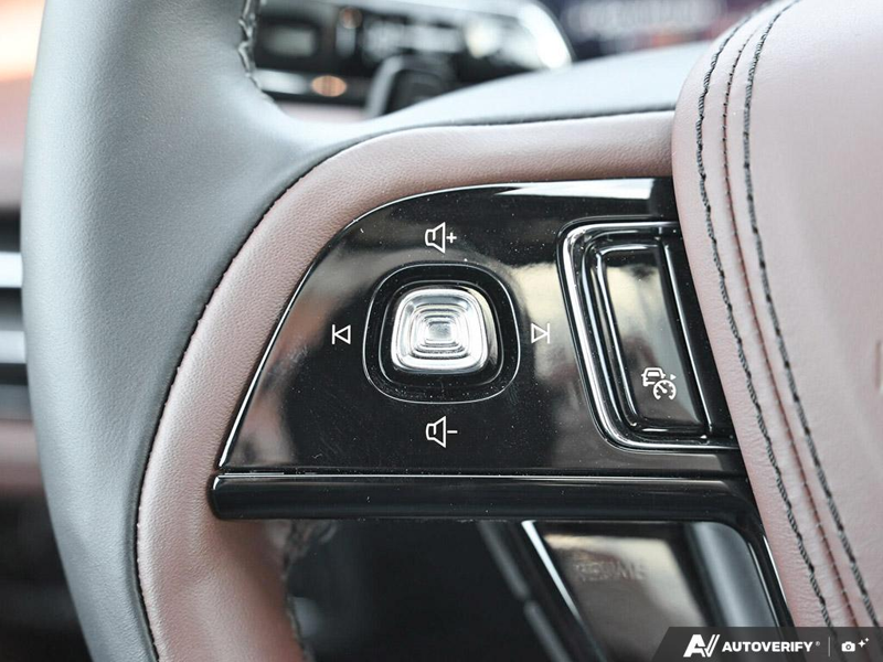 NEW 2026 Lincoln Aviator Reserve - Pristine White Metallic Tri-coat Exterior / HOT CHOCOLATE PREM LTHR Interior - $89,469 - Stock #E60796 - VIN 5LM5J7XC6TGL18446 - Photo 18